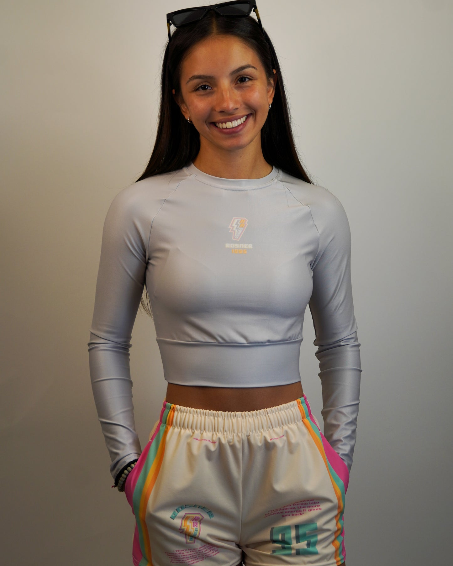 ROSNERDESIGN ® LONG-SLEEVE CROP TOP | GRAY